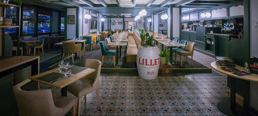 Kyriad Limoges Centre Gare - Atrium Bagian luar foto